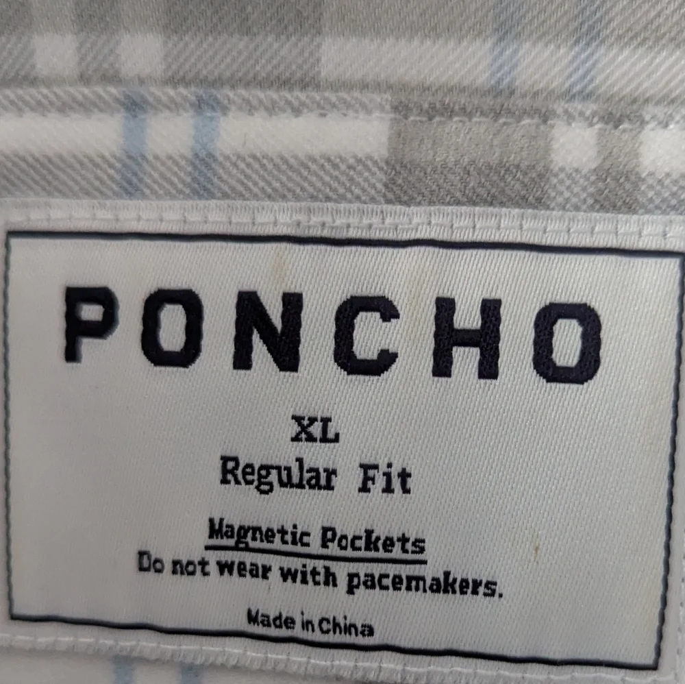 Poncho Men's Regular Fit Magnetic Pockets Flannel Shirt Size XL White/Gray/Blue - Picture 9 of 12